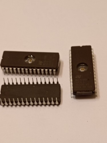 Eprom m27c256 von st - eprom,